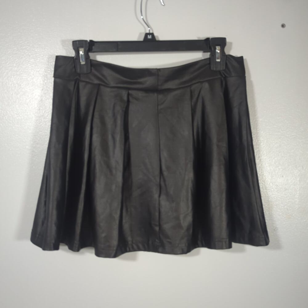 Avidlove Size L Faux Leather Pleated Mini Skirt Piratecore Goth Emo Soft Prep